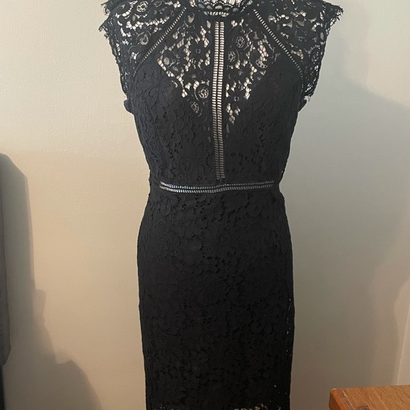 Bardot Sheath Dress, Size 6 - Picture 4 of 5